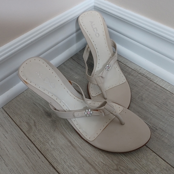 ALDO beige sandals size 38 - Picture 1 of 7